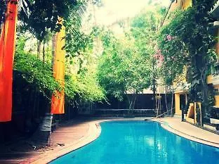 Bopha Boutique 4*